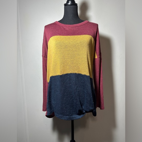 ODDY Colorblock Long Sleeve Top with small knot  Size 1X - Picture 1 of 7
